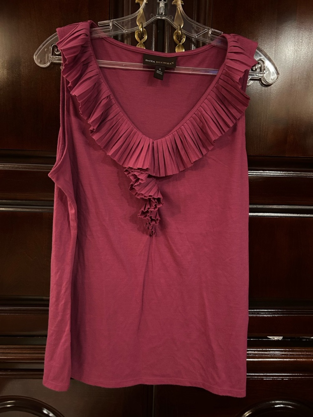 Dana Buchman Ruffled V-Neck Sleeveless Top - Berry, Size Large
